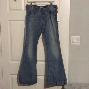 Hudson Ferris Flare Jeans NWT